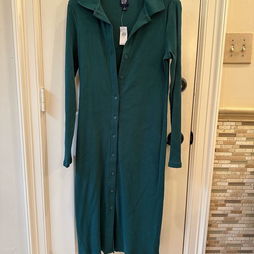 Gap NWT Henley knot dress. Forest green.